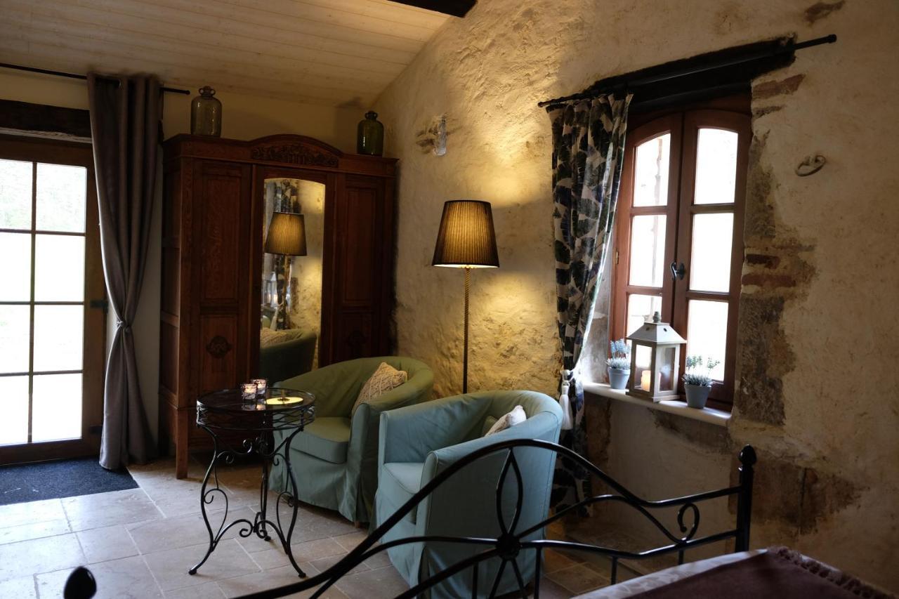 La Bastide Portoly B&B "Pruneaux" Penne-dʼAgenais Exteriör bild