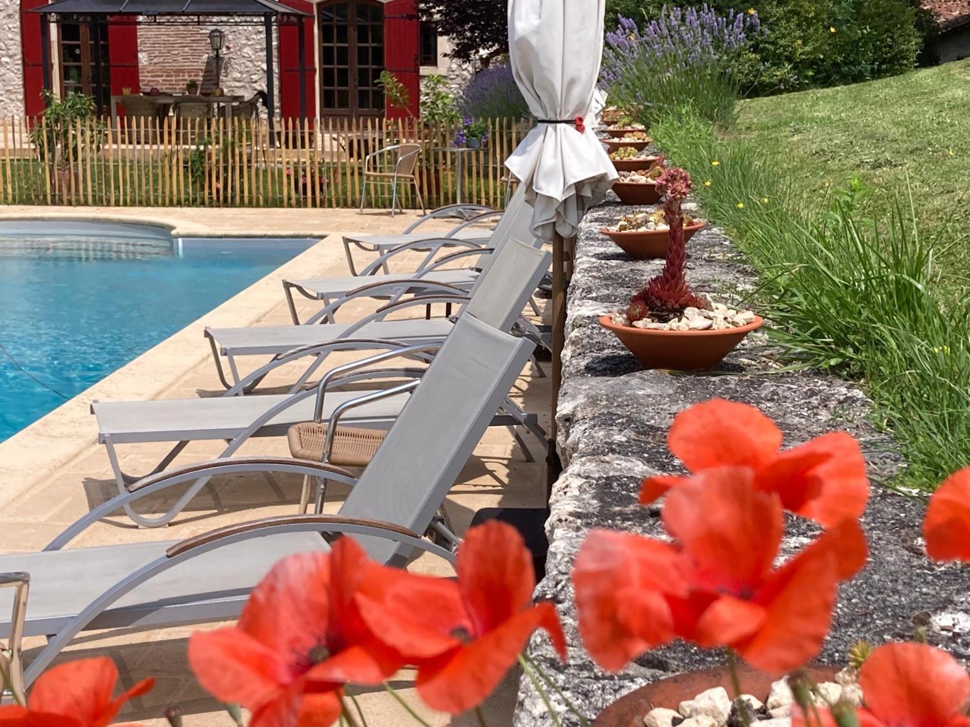 La Bastide Portoly B&B "Pruneaux" Penne-dʼAgenais Exteriör bild